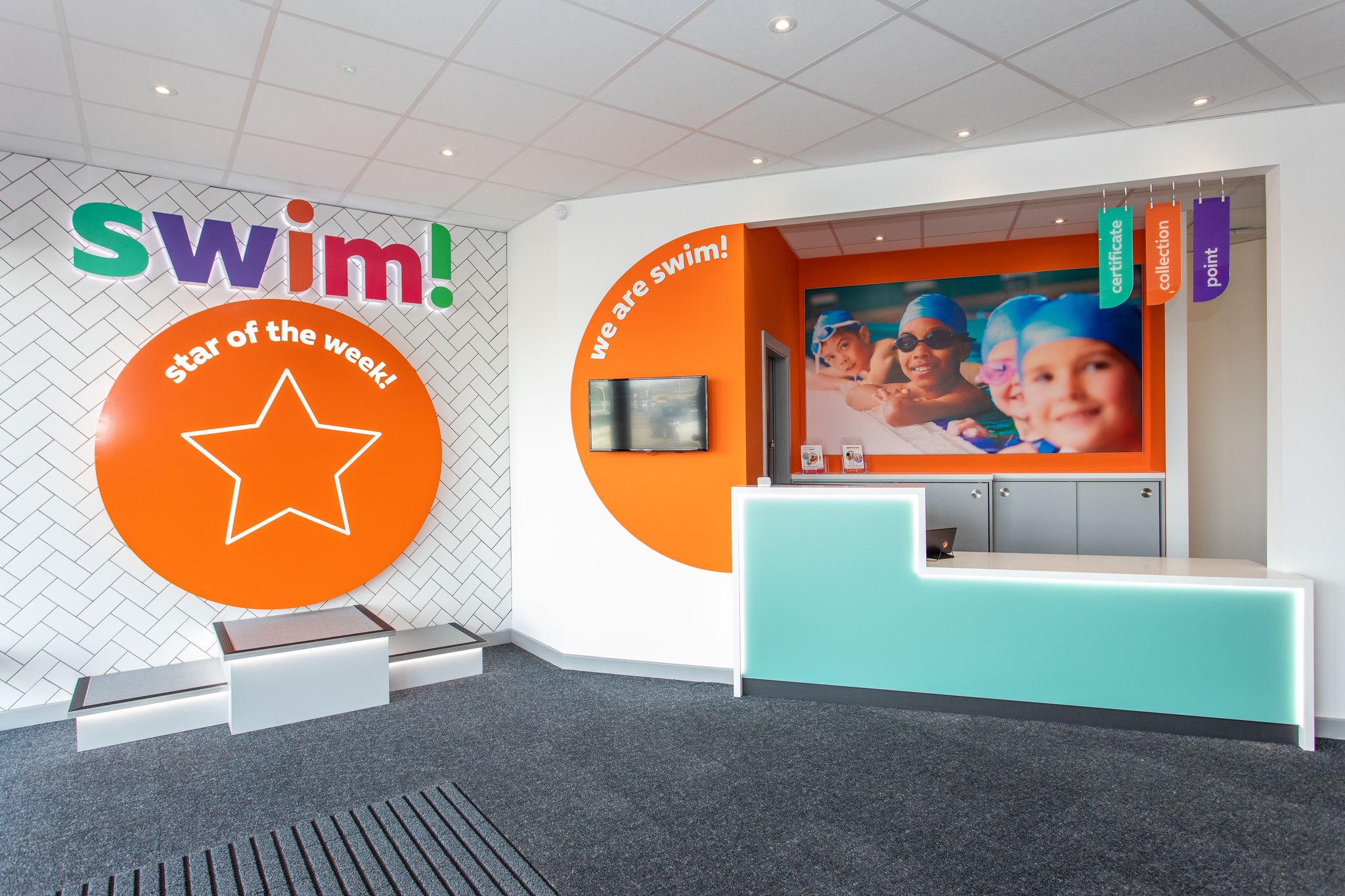 Swimming Lessons in Mansfield swim!