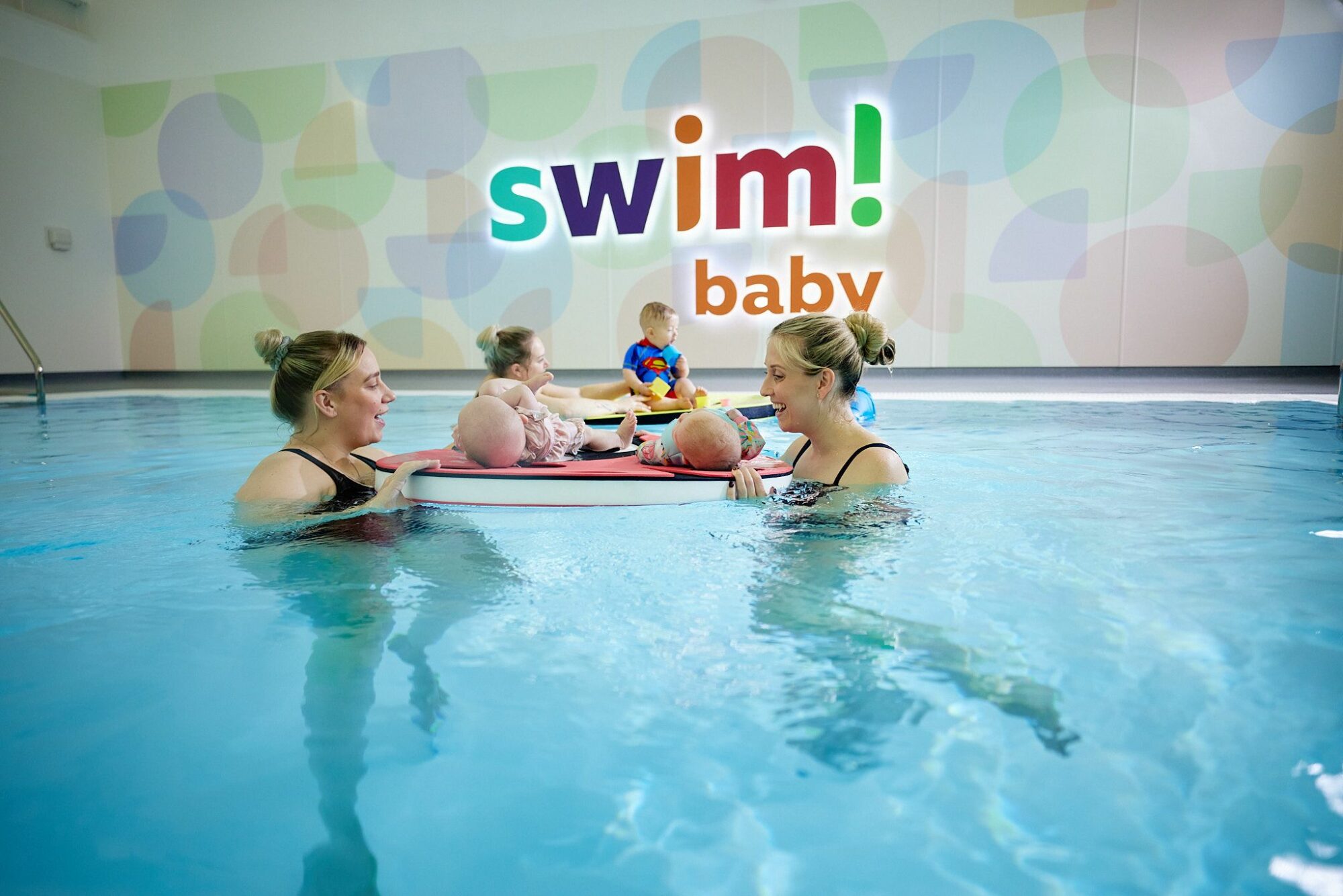 Swimming Lessons in Mansfield swim!