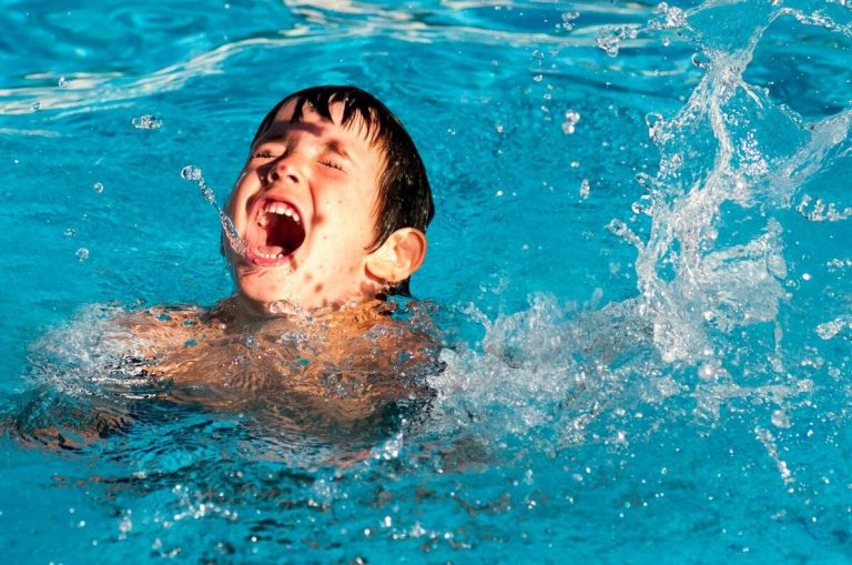 Sink or Swim? the Fear of Water with Expert Advice SwimRight Academy