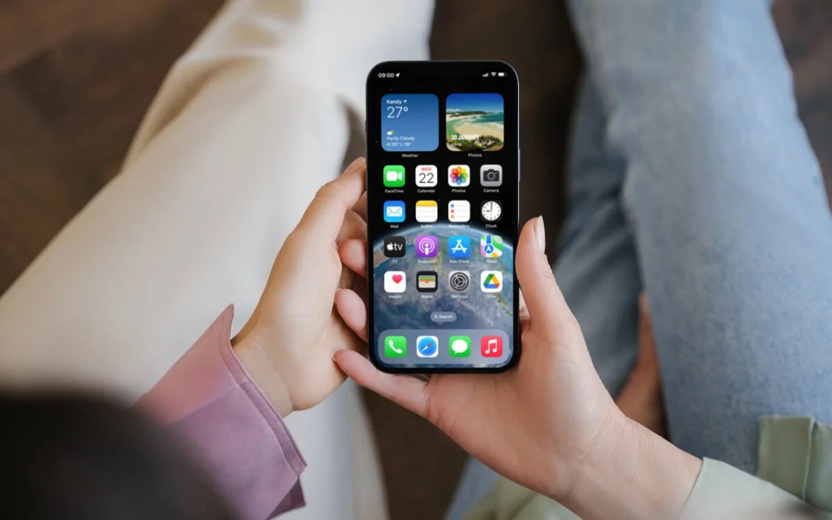 How to Reset Your iPhone Home Screen to Factory Default