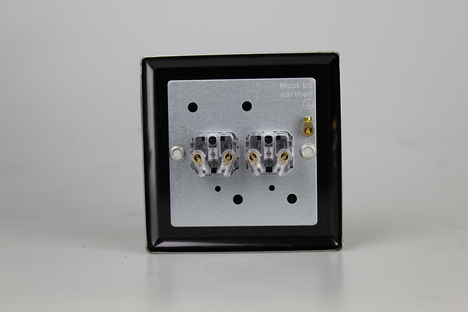 Varilight Classic Brass 2Gang 6A 1Way PushtoMake Momentary
