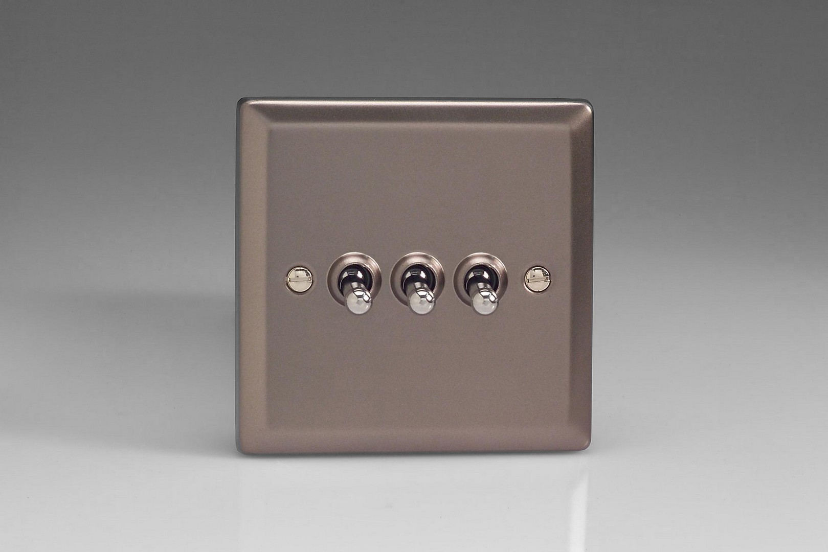 Varilight Classic Pewter 3Gang 10A 1 or 2Way Toggle Switch Switch