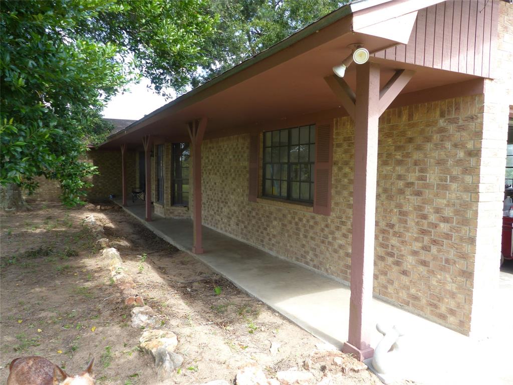 Sold Country Home on 2 Acres, Sealy Switzer Land and Auction Sealy, Texas Selling Land