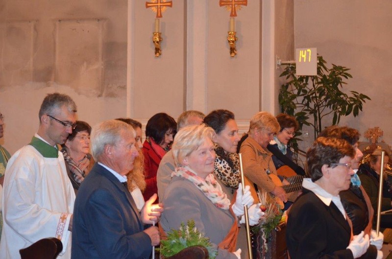 Schwester Dr. Edith Olk Verein VORNE