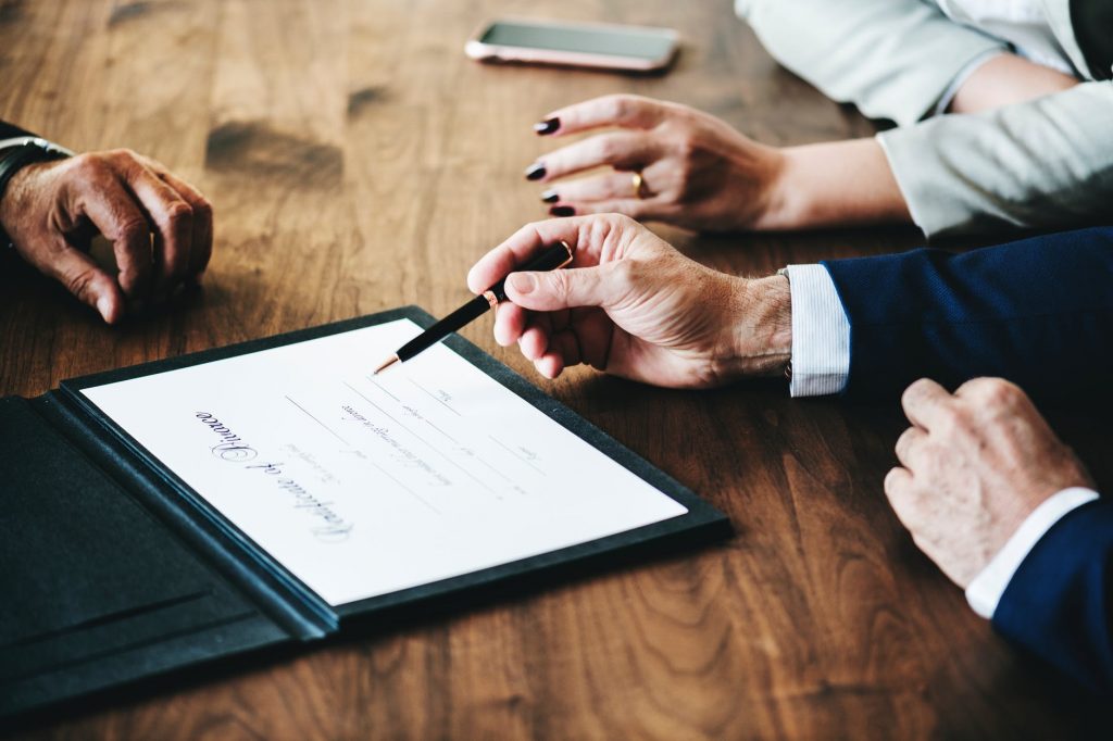 InHouse Legal Counsel The Pros and Cons if you Consider this Option
