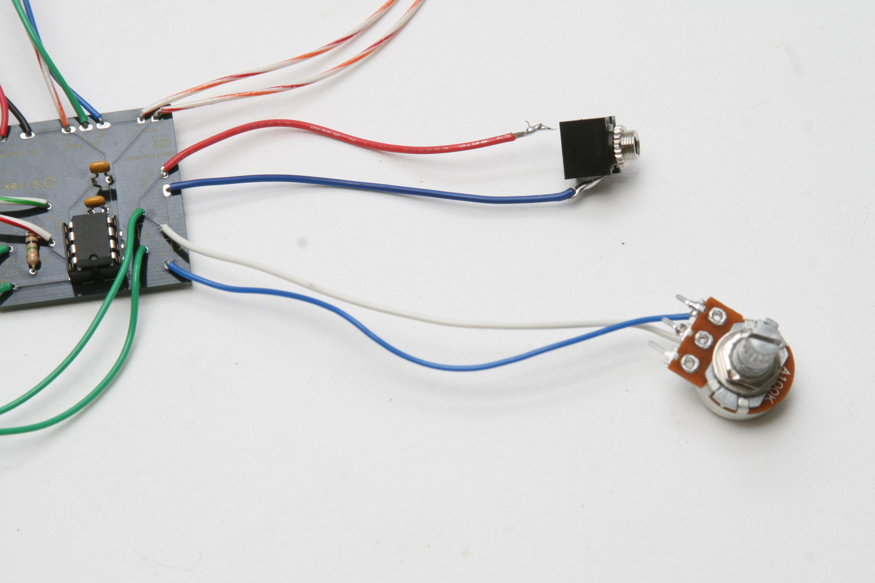 Optical Theremin Assembly Instructions Synthrotek
