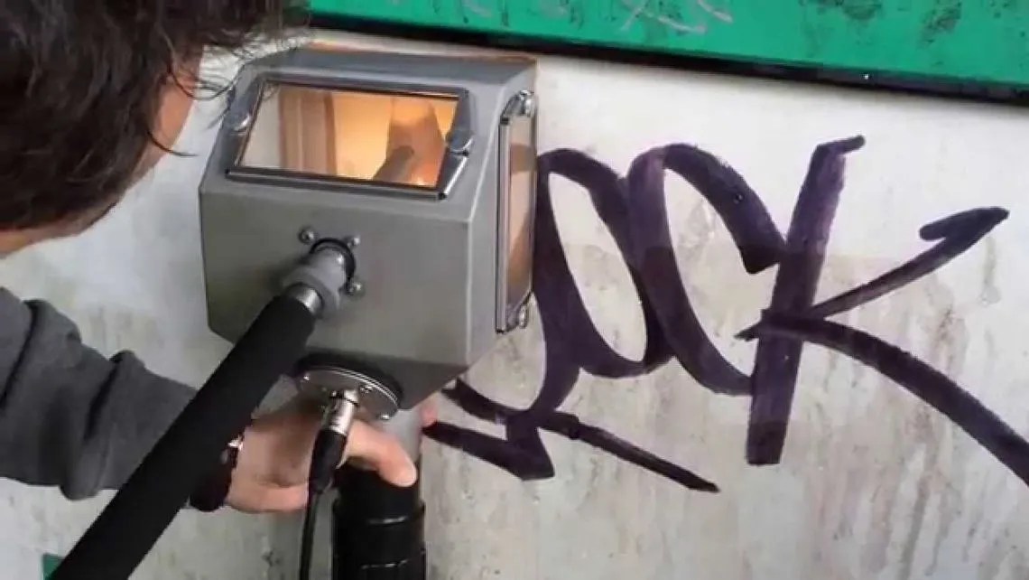 Graffiti removal from painted surfaces with cleaning machine Tornado ACS