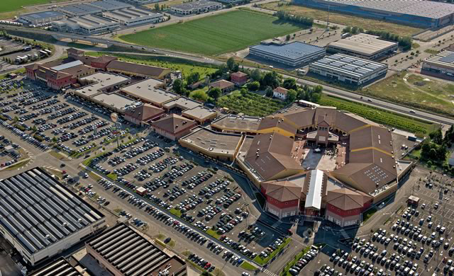 Castel Guelfo Style Outlet Systematica