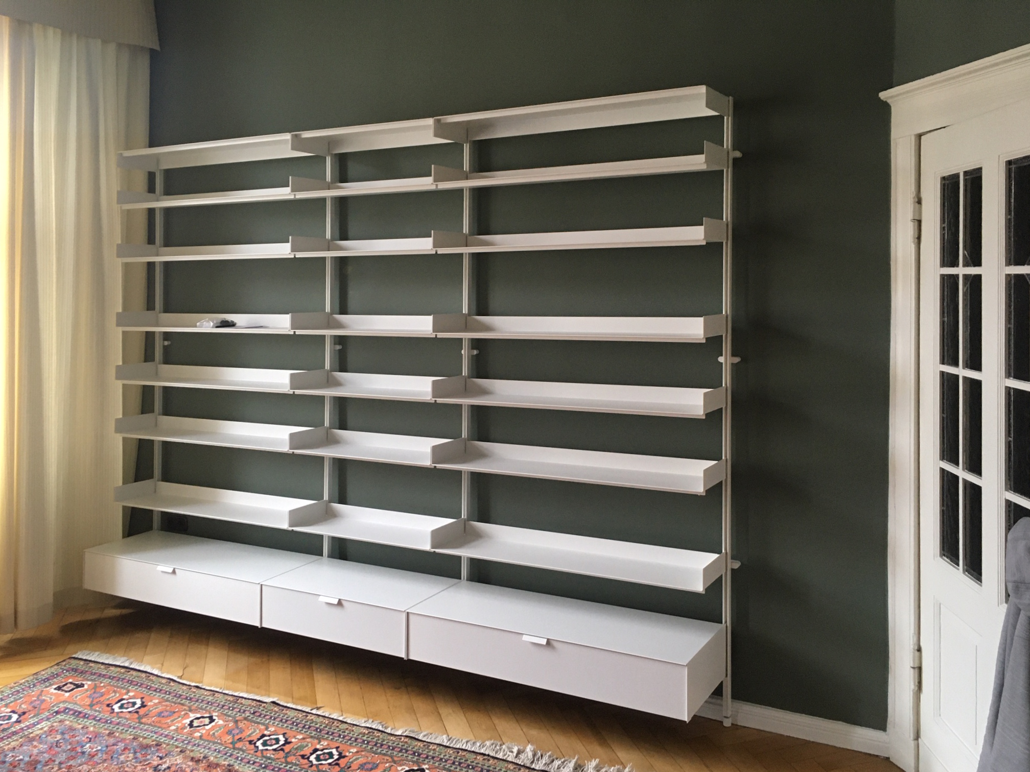 System M Shelf Gallery