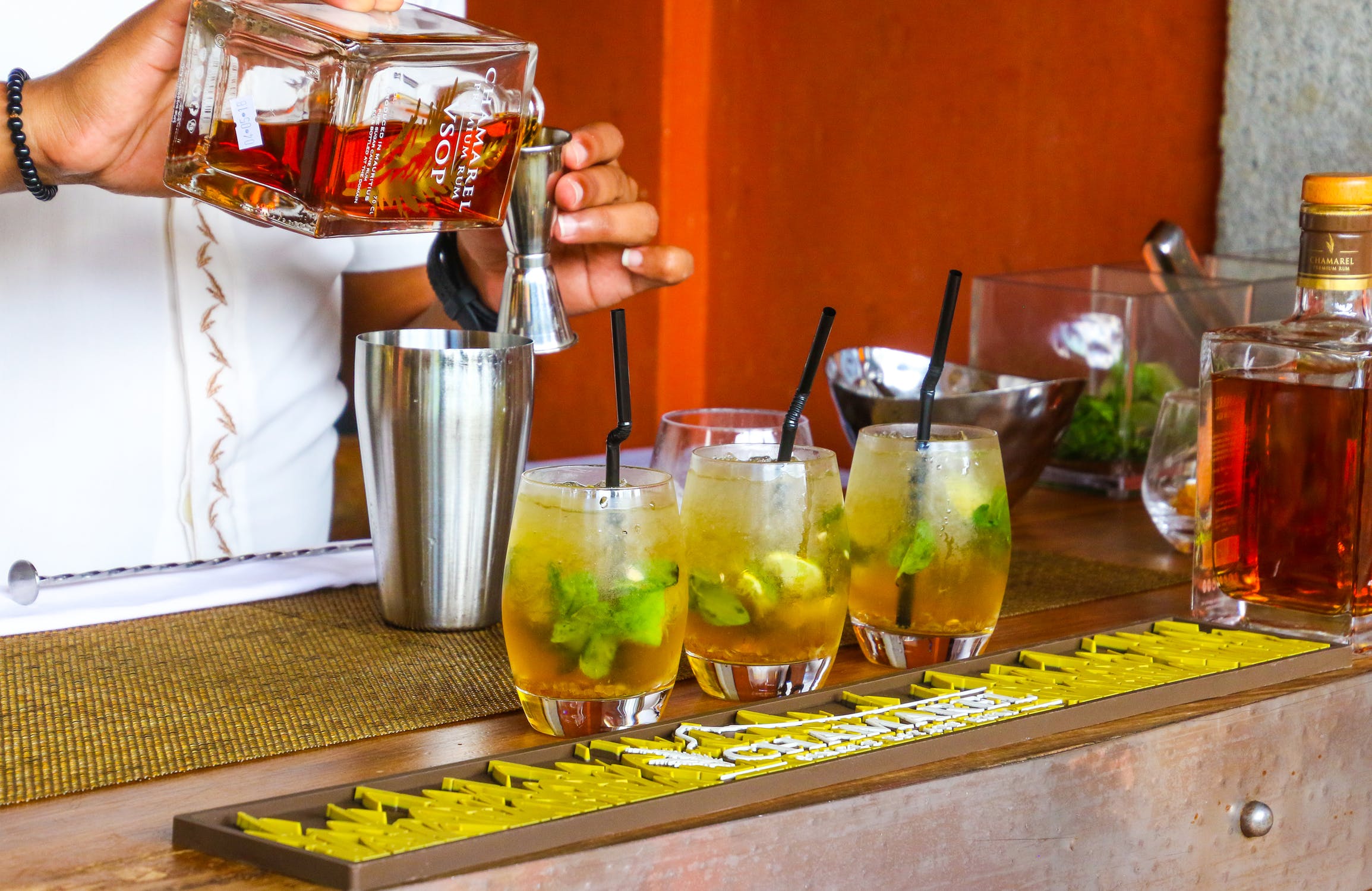Alcohol Regulations to Consider on a Sunday TABC Alcohol Laws