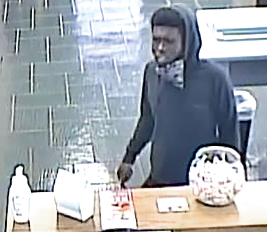 UPDATE Bank robbery suspect in custody TaborLoris Tribune