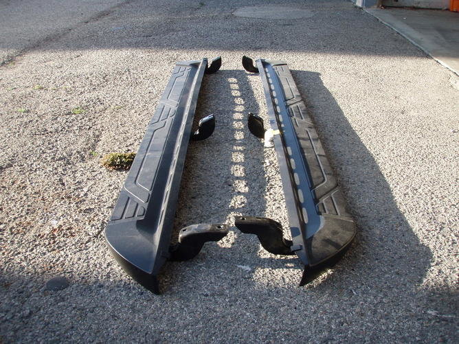 OEM Toyota Running Boards/Side Steps PT21235055 World