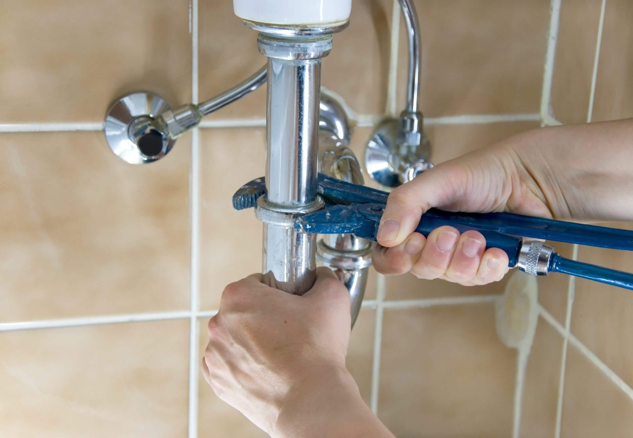 Leaking Taps Freshwater Fixing & Repair Call Tai Irwin Plumbing 🏆