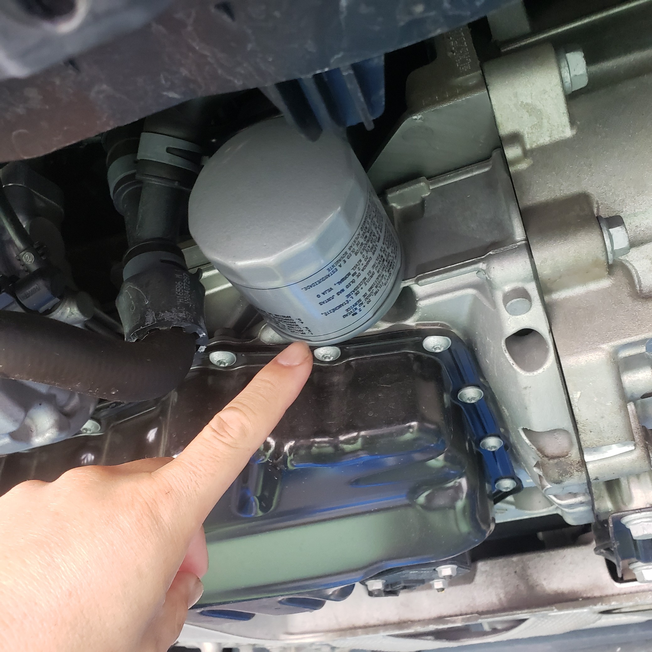 アウディ A3 エンジンオイル交換しましたっ！ 技術サービス施工事例 タイヤ館 福岡東 タイヤからはじまる、トータルカー