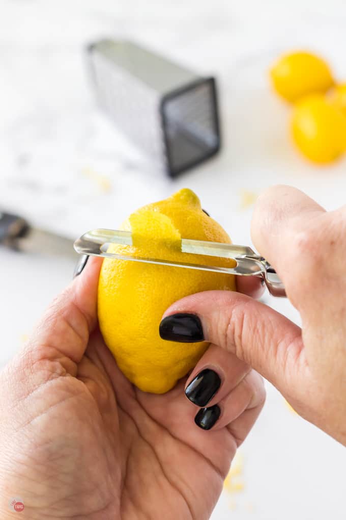 How to Zest a Lemon (5 Easy Methods!)