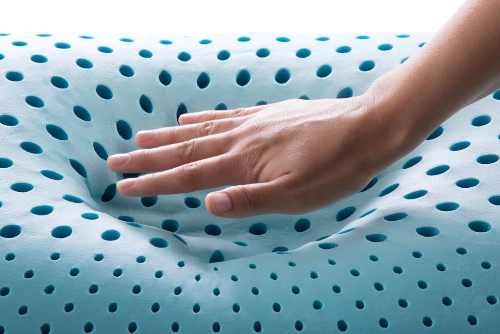 10 Best Gel Pillows Reviewed in Detail (Fall 2023)