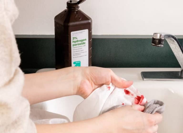 How to Get Blood Out of Sheets 11 Popular Ways & Useful Tips [Upd