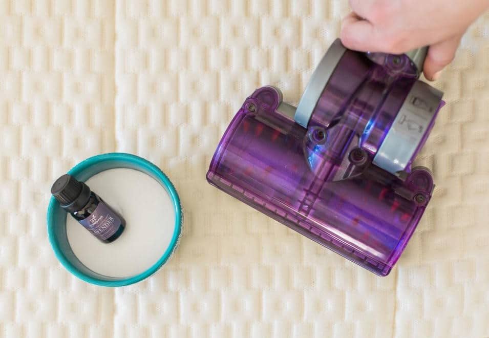 How to Freshen a Mattress in Several Easy Steps (Spring 2023)