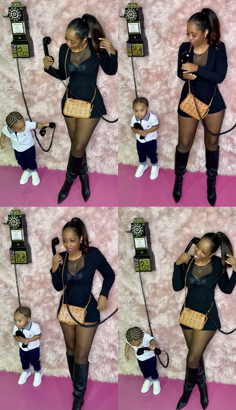 Family Outing At Atlanta Selfie Museum Talking With Tami