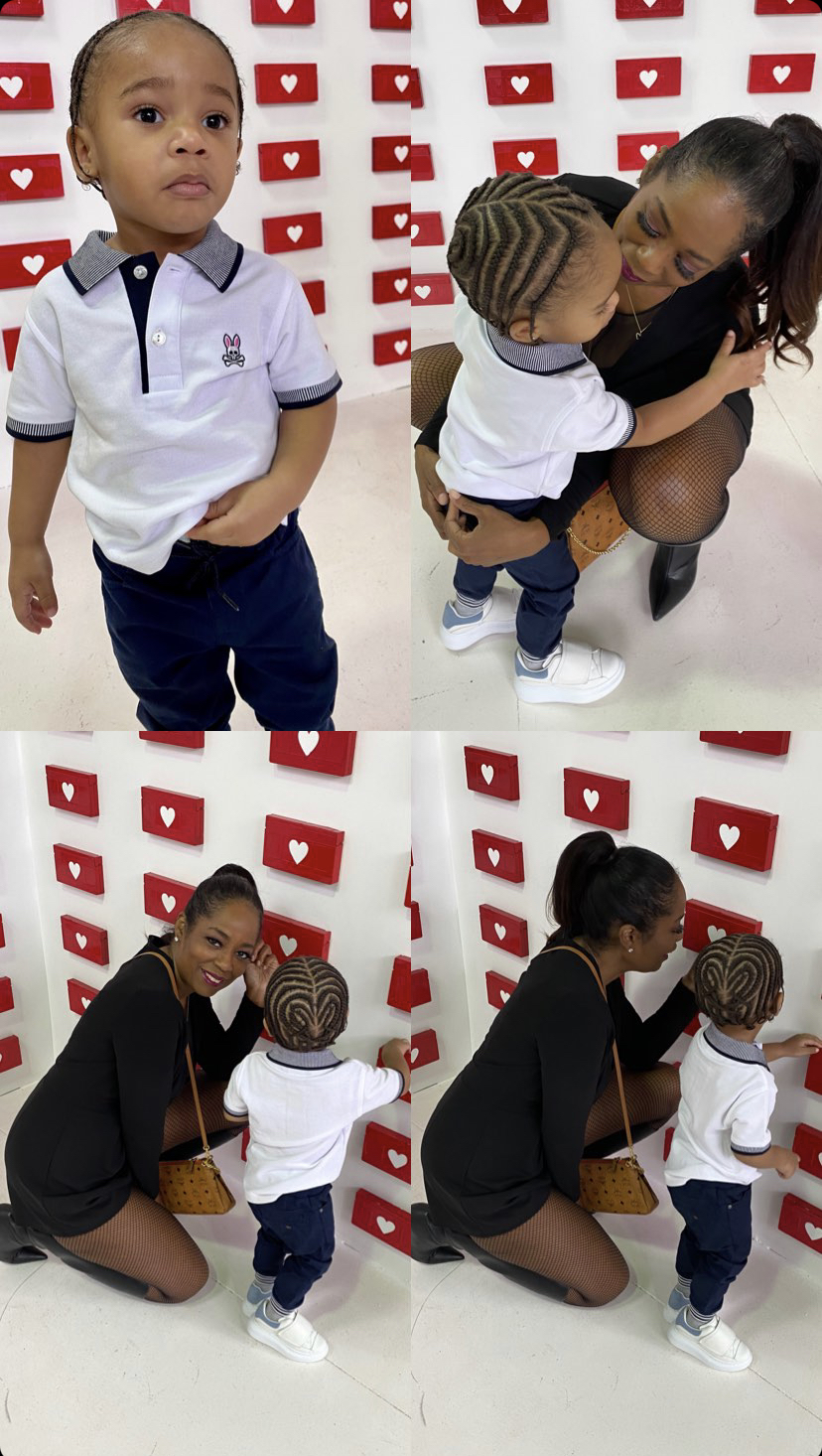 Family Outing At Atlanta Selfie Museum Talking With Tami