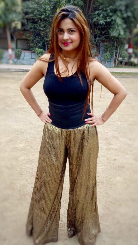 How To Wear Golden Pants Look Book for Gold Metallic Palazzo