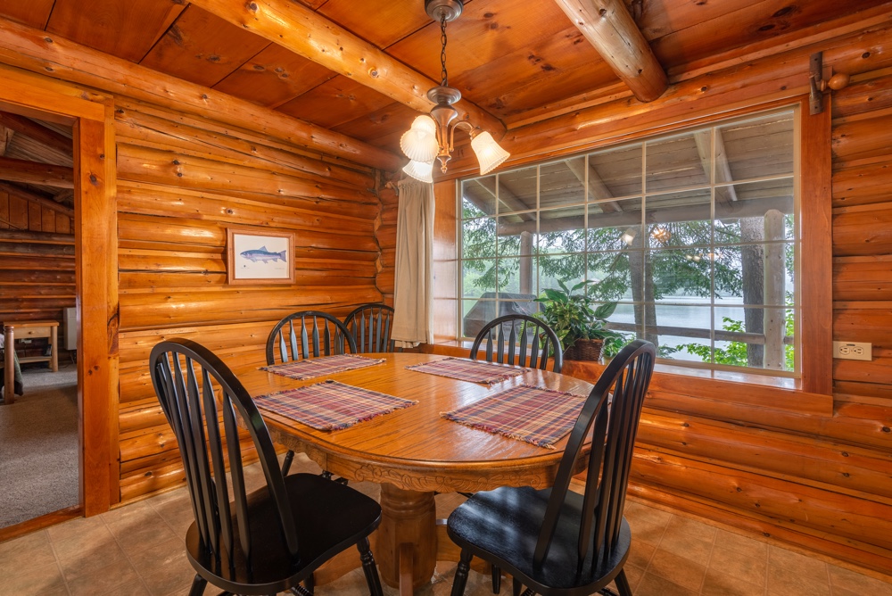 Vacation Luxury House Rentals at Tall Timber, Pittsburg NH