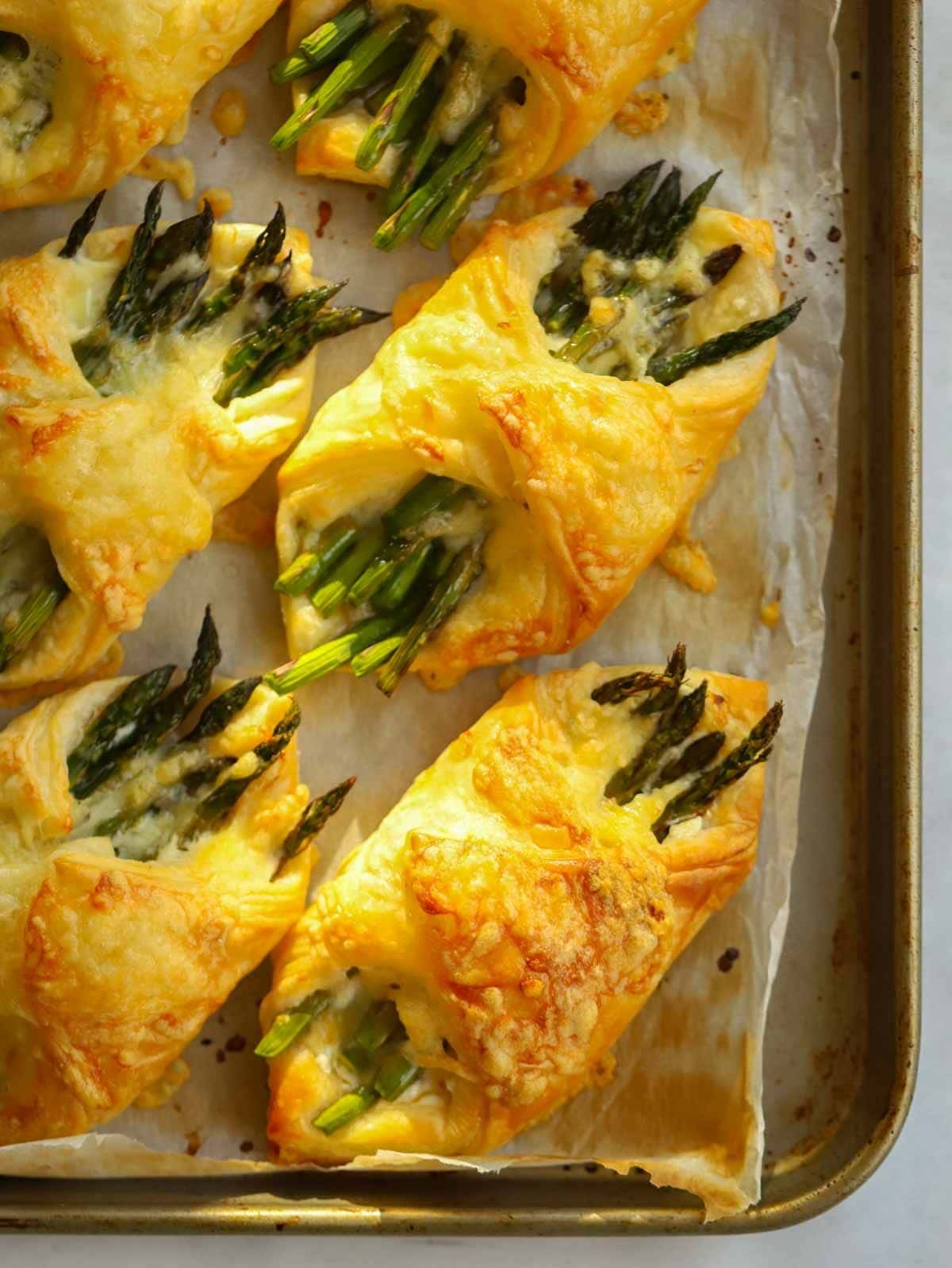 Cheese & Asparagus Puff Pastry Parcels