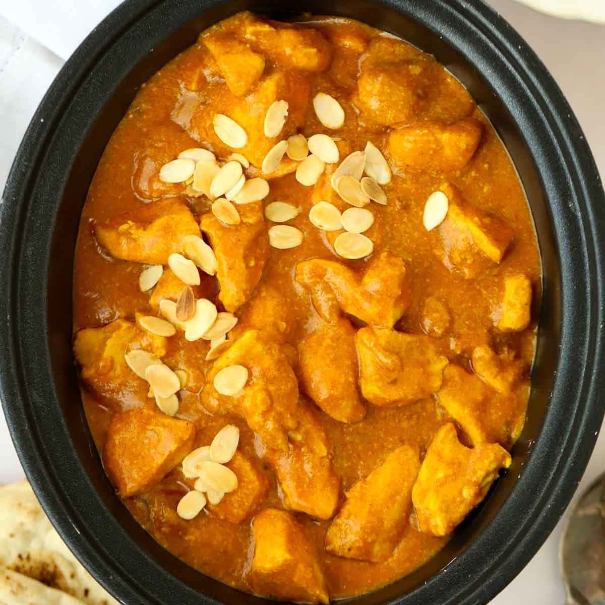 Slow Cooker Chicken Korma {Easy Recipe}