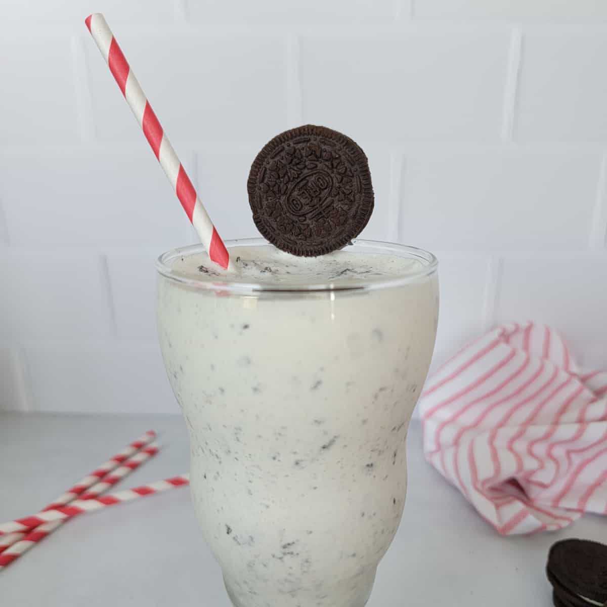Cookies And Cream Milkshake Recipe