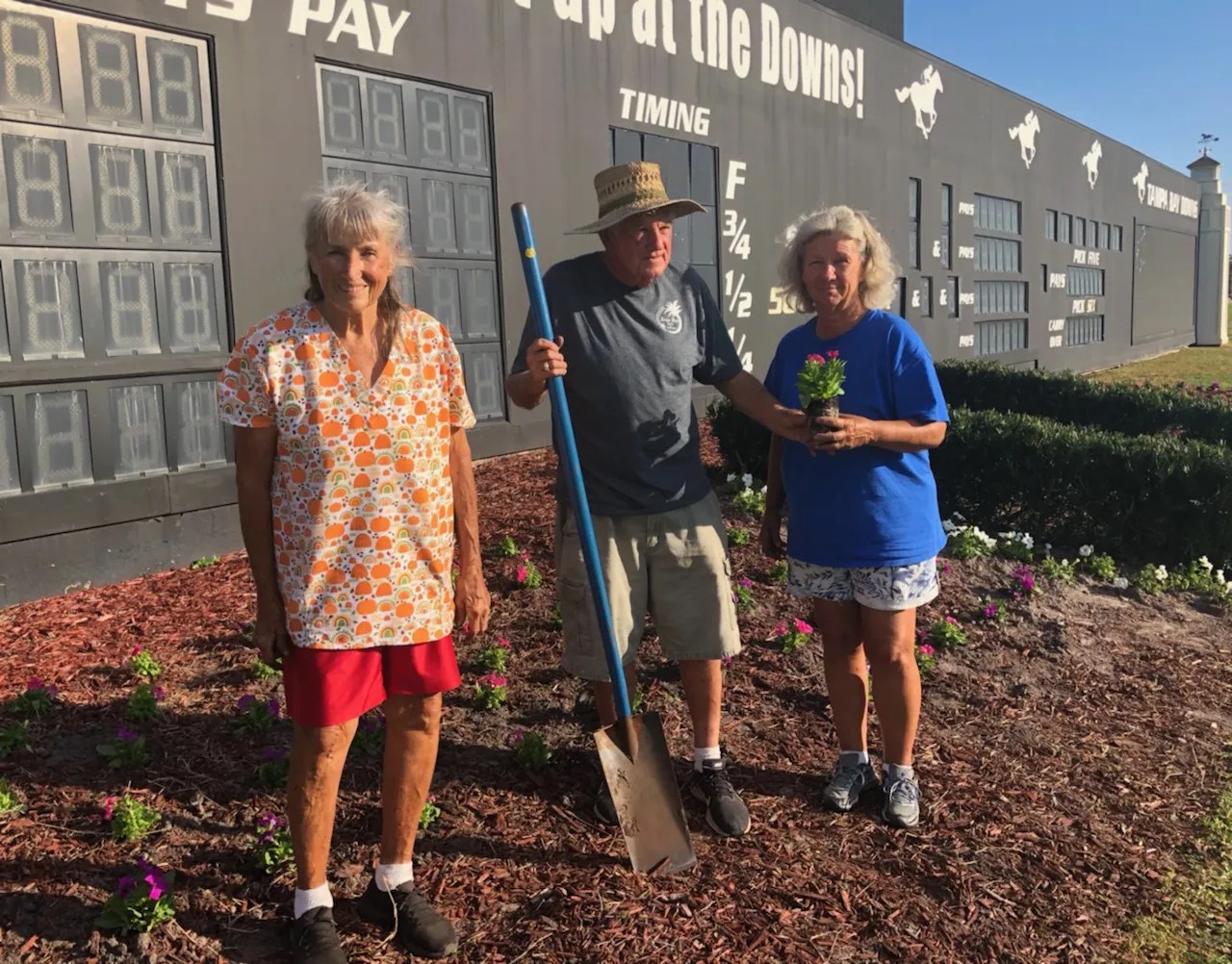 WEDNESDAY'S OPENER HELPS HORSEMEN, JOCKEYS AND FANS PUT PAST BEHIND Tampa Bay Downs