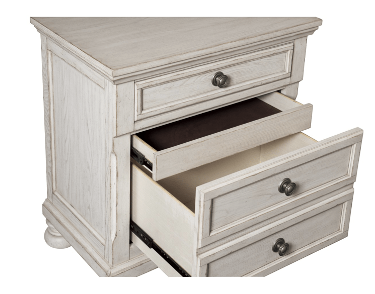 Bethel 5 Piece Antique White Bedroom Set (Bed (2pc), Dresser, Mirror