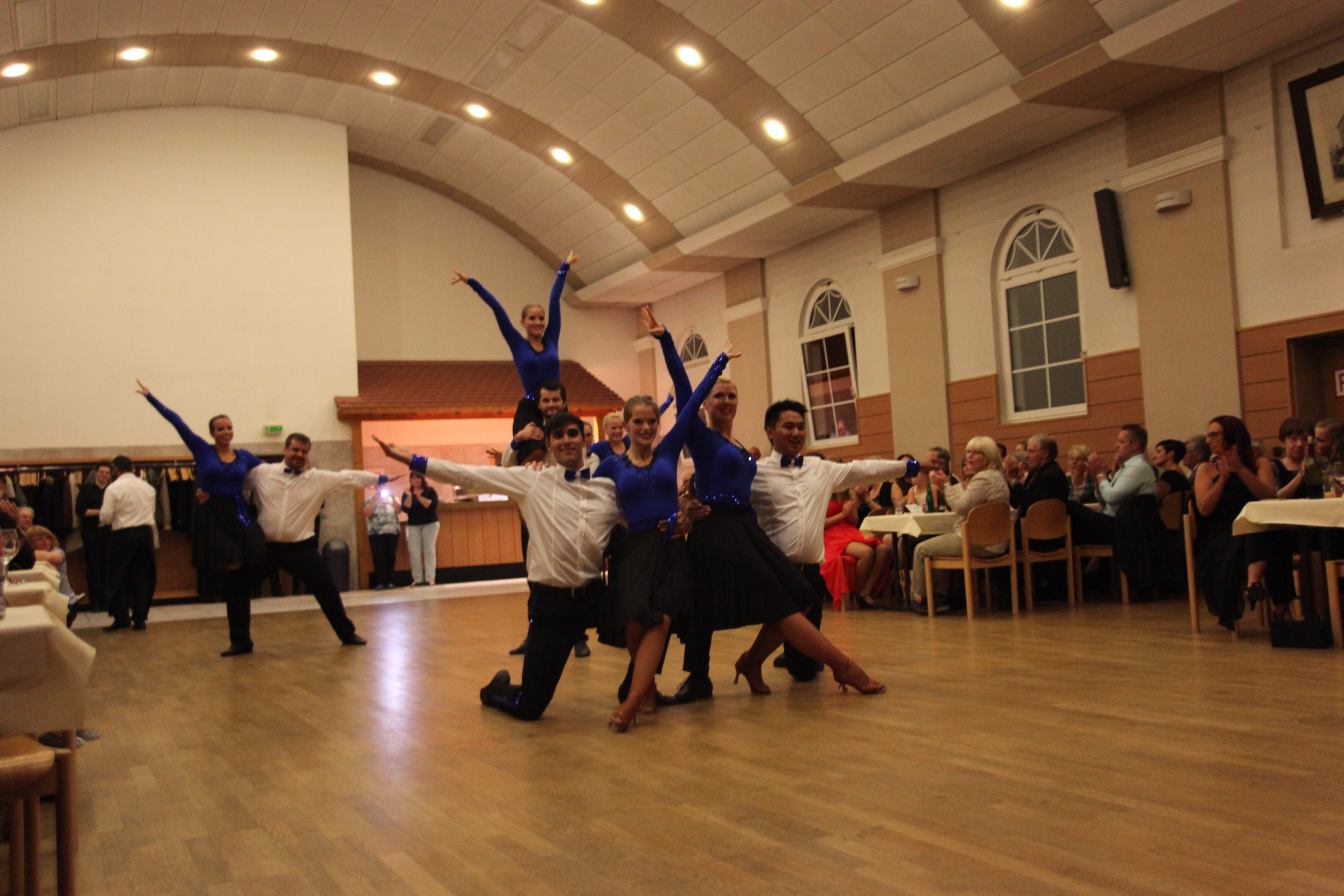Tanzen bei uns Tanzschule Hinterthür