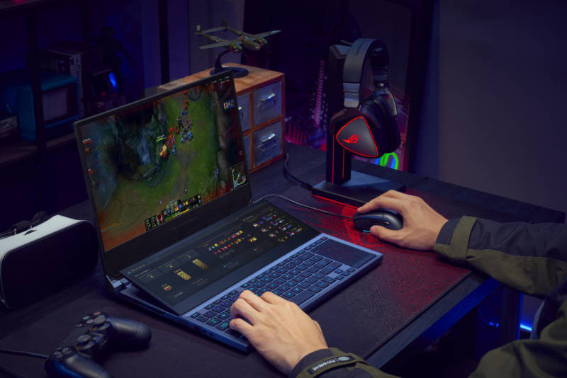 ASUS ROG Zephyrus Duo 15 notebook com duas telas e potência máxima