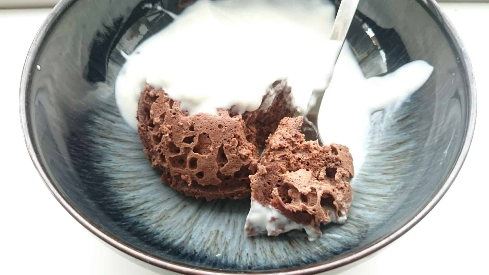 Slimming World 1 Minute Chocolate Pudding/Cake in a Mug Microwave Recipe (3 Syns) Tastefully