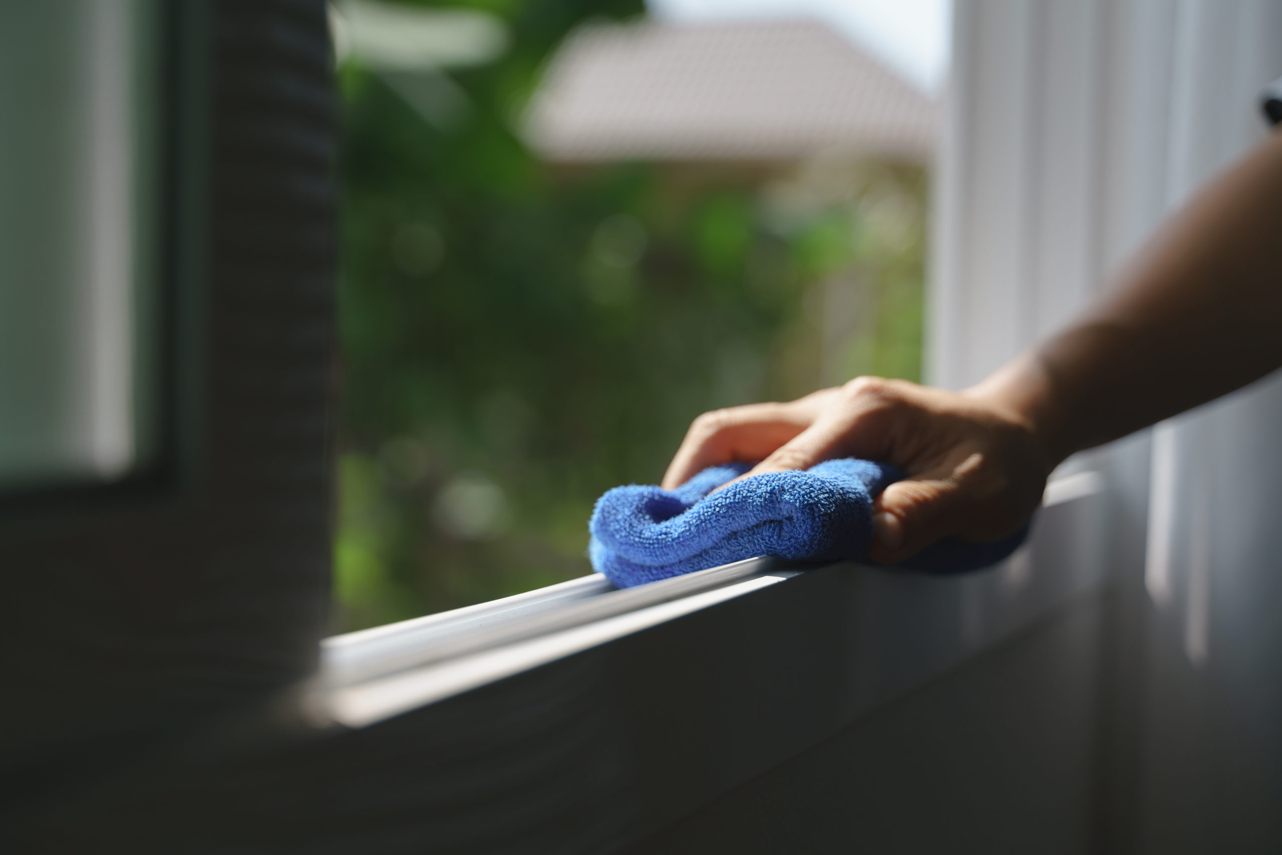 Signs Your Sliding Door Rollers Need Cleaning