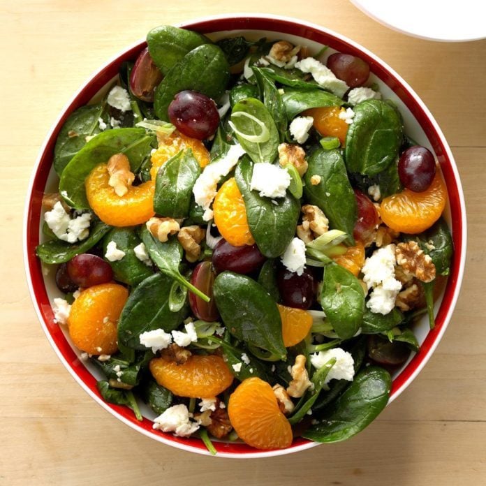 spinach salad with feta cheese and mandarin oranges
