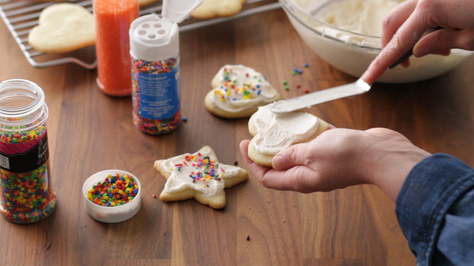 How to Make Cookies—and Frost Them, Too! Taste of Home
