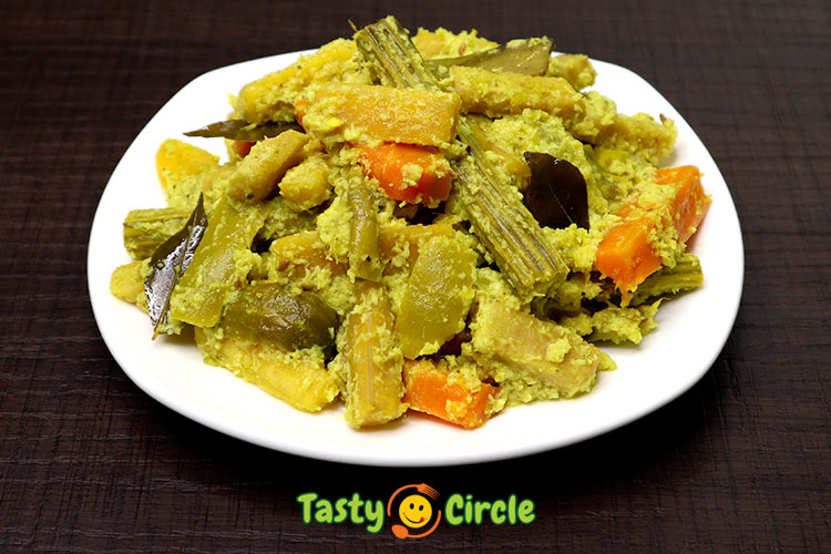 Avial (അവിയൽ / Aviyal) Recipe Easy Kerala style recipe