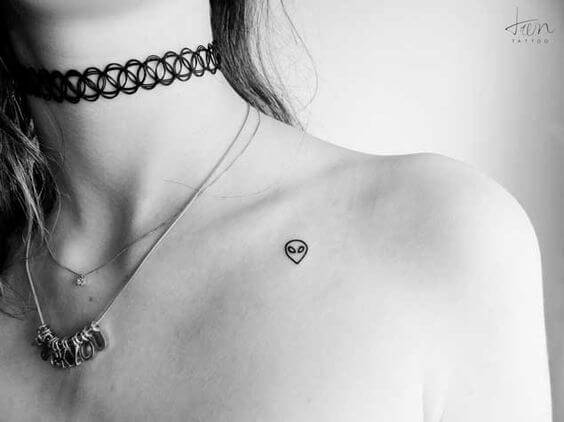 Tiny Tattoos For Women - Ideas And Designs For Girls 422_x_564_jpg