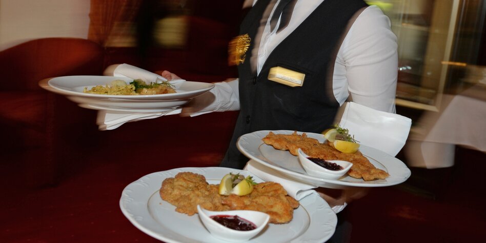 Kommentar zu Englisch in Restaurants Plump den Stammtisch bedient taz.de