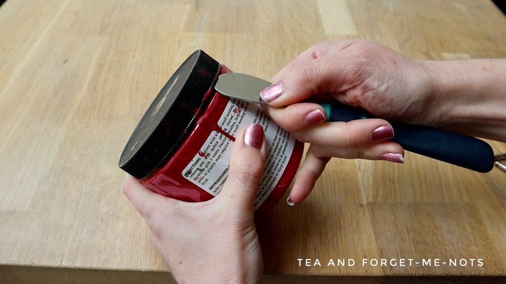 How to Open Paint With Stuck Plastic Lid 4 Easy Ways Tea and