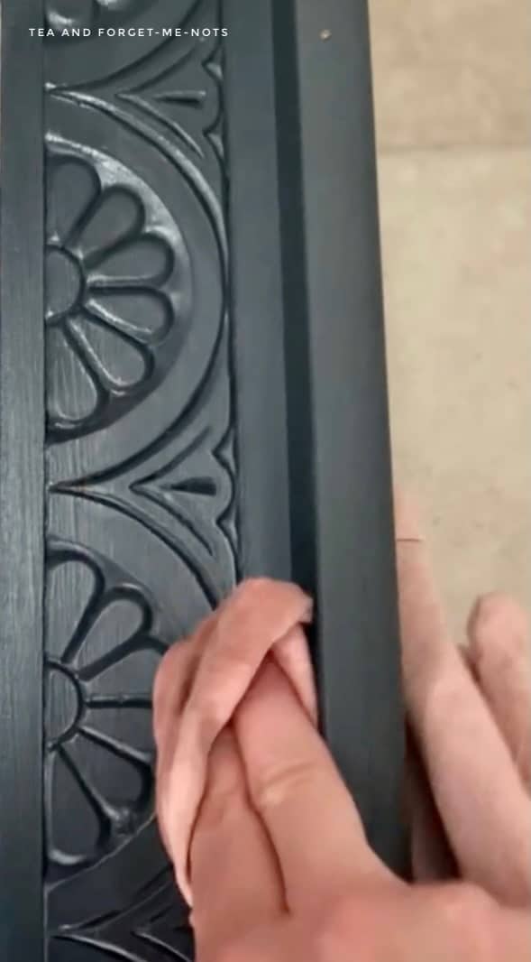 How to paint wood furniture black successfully Tea and