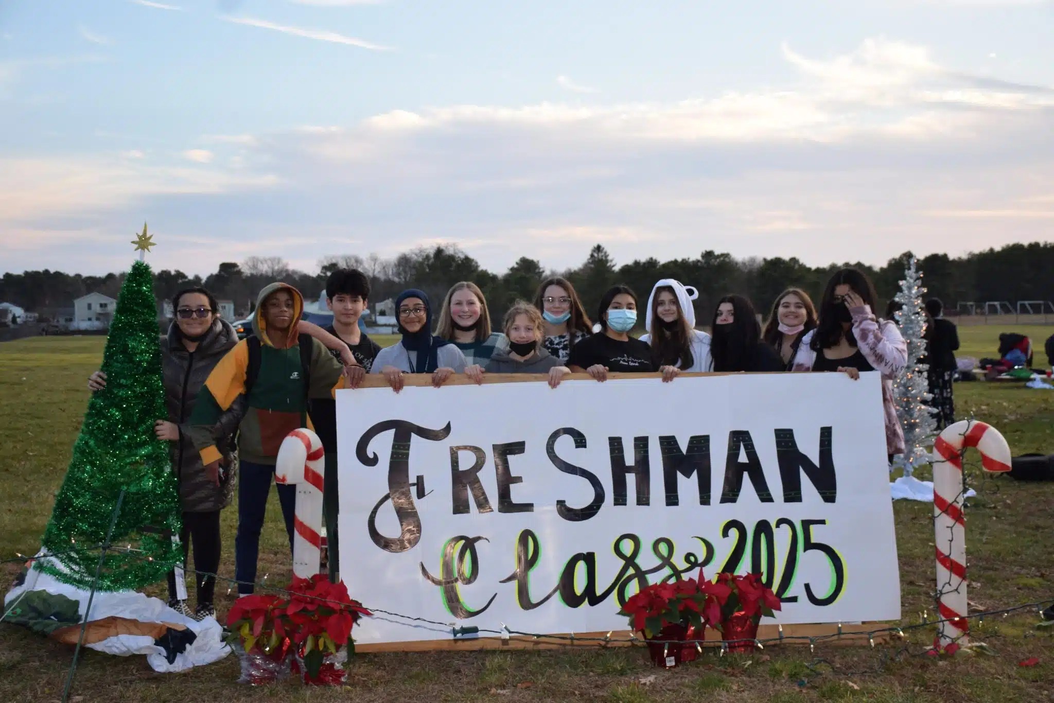 High School hosts Holiday Spectacular Team Up 4 Community