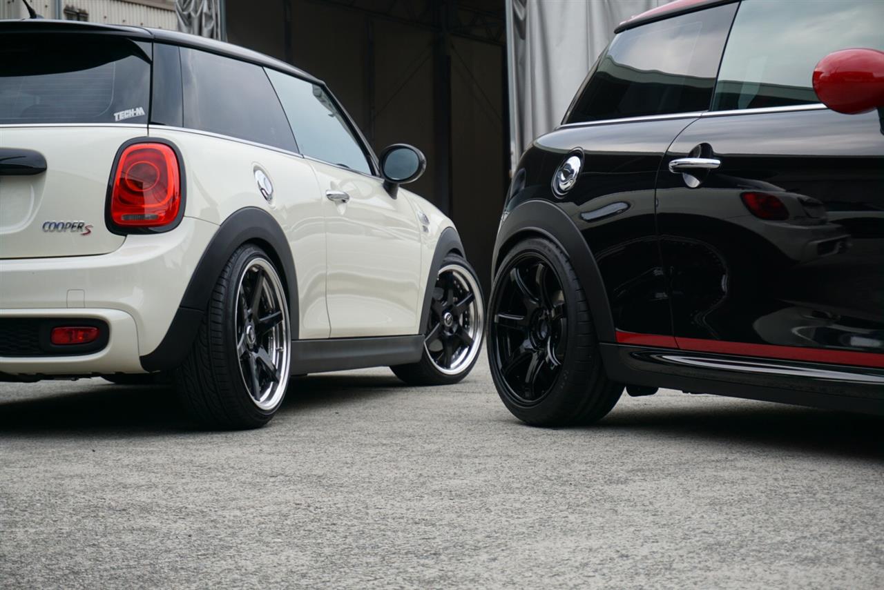 mini F56 に、ひたすら8.5Jをブチ込む‼️ TECHM