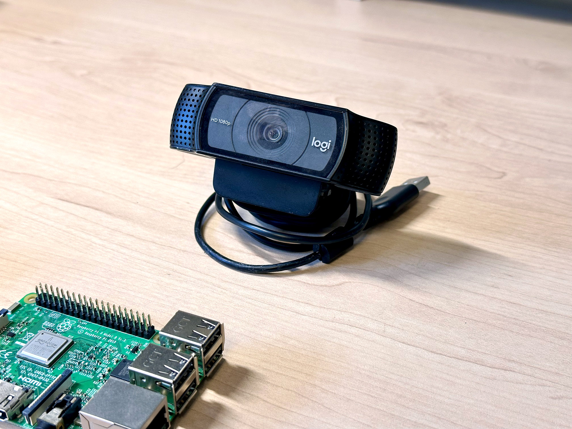 Raspberry Pi Streaming a USB Camera without motionEyeOS TECH & TRANSIT