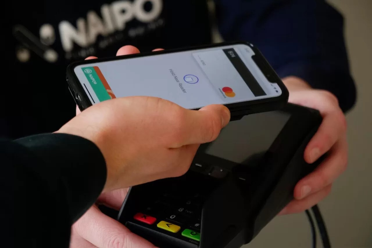 Can You Use Apple Pay On Amazon? Tech Buzzer