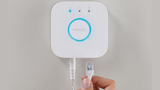 Zigbee vulnerability lets hackers use Philips Hue bulbs to hijack your