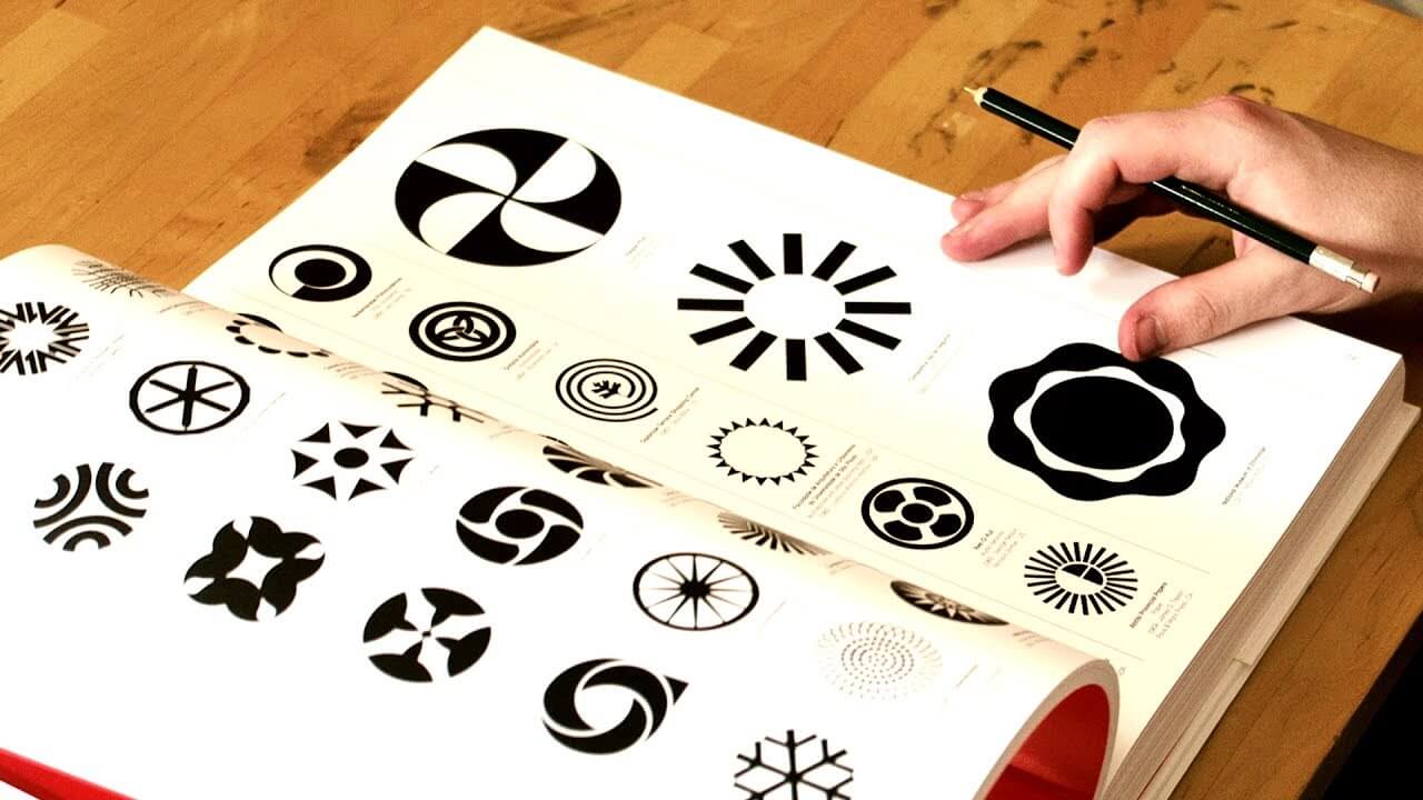 The 20 Best Graphics And Logo Design Tips & Ideas To Attract Visitors