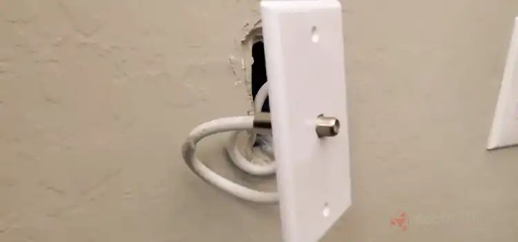 How Do You Replace Coaxial Cable In A Wall (Easy Steps Guideline) - Techdim