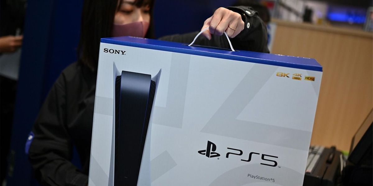 Caixas da PlayStation 5 no eBay valem mais de mil dólares
